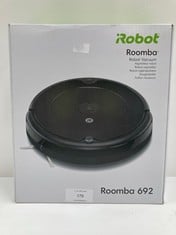 IROBOT ROOMBA 692 ROBOT HOOVER WITH WI-FI CONNECTION, THREE-STAGE CLEANING SYSTEM, PERSONALISED SUGGESTIONS, COMPATIBLE WITH YOUR VOICE ASSISTANT, BLACK - LOCATION 52A.