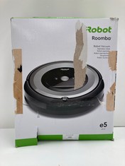 IROBOT ROOMBA E5154 WIFI, OPTIMAL ROBOT HOOVER FOR PETS, HIGH POWER SUCTION, 2 RUBBER BRUSHES, CARPETS AND FLOORS, DIRT DETECT, PERSONALISED SUGGESTIONS, COMPATIBLE WITH VOICE ASSISTANTS - LOCATION 4