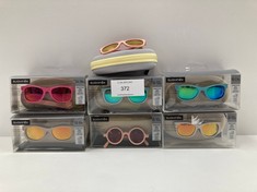 7 X SUNGLASSES SUAVINĒX VARIOUS SIZES AND MODELS INCLUDING MODEL 401446-2305 - LOCATION 6B.