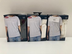 3 X PACK 2 LEVIS T-SHIRTS VARIOUS SIZES AND MODELS INCLUDING SIZES M AND L - LOCATION 35B.