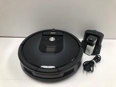 ROBOT ROOMBA BLACK COLOUR WITHOUT ORIGINAL BOX-LOCATION 4B.