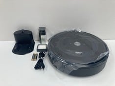 ROBOT HOOVER ROOMBA AEROFORCE BLACK E5 - LOCATION 11C.