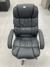 SONGMICS CHAIR BLACK COLOUR SYNTHETIC LEATHER (NO WHEELS, BROKEN RIGHT BACK).