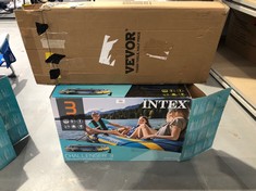 2 X SPORTING GOODS INCLUDING INTEX 68370NP - CHALLENGER 3 INFLATABLE BOAT WITH PADDLES 295 X 137 X 43 CM.