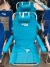 2 X AKTIVE FOLDING CHAIRS WITH BLUE POCKETS (ONE HAS A BROKEN ZIP).