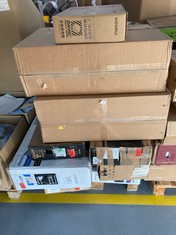 PALLET VARIETY OF BROKEN MONITORS INCLUDING KOORUI 24N5C.