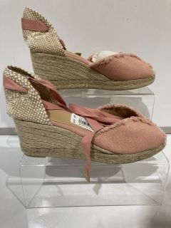 QTY OF ASSORTED CASTANER BRIANDA SIZE 5 ROSA EMPOLVADO (PINK) ESPADRILLES