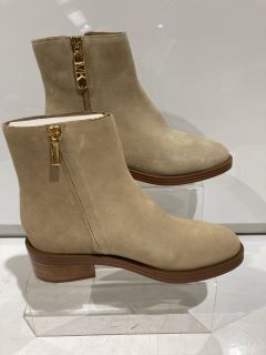 MICHAEL KORS REGAN SUEDE US SIZE 6.5 ANKLE CAMEL BOOTS RRP £270