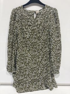 QTY OF JOHN LEWIS FLORAL STRAIGHT DRESS KHAKI/MULTI SIZE 12 YEARS