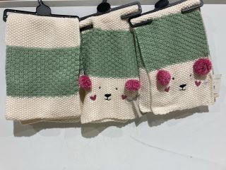 QTY OF ASSORTED JOHN LEWIS TO INCLUDE BEAR SCARF ONE SIZE WHITE/GREEN