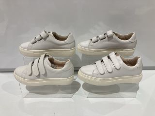 2 X JOHN LEWIS FAWNE TRAINERS WHITE SIZE 5/6