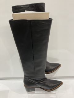 QTY OF JOHN LEWIS SAINTE BOOTS BLACK SIZE 4/5/7