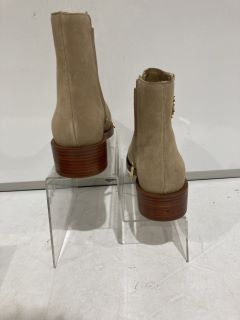 MICHAEL KORS REGAN ANKLE FLAT BOOTS SUEDE CAMEL SIZE 5.5 RRP £108