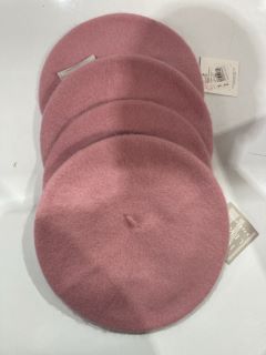 QTY OF ASSORTED CLOTHING TO INCLUDE JOHN LEWIS PINK BERET 3-5 YEARS