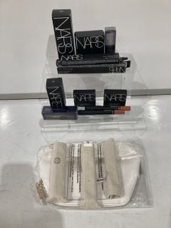 QTY OF ASSORTED BEAUTY ITEMS TO INCLUDE NARS LUMINOUS WEIGHTLESS FOUNDATION