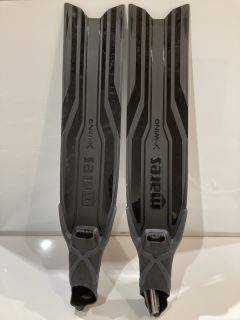 MARES FINS RAZOR PRO BLACK SIZE 41/42 TOTAL RRP £70.00