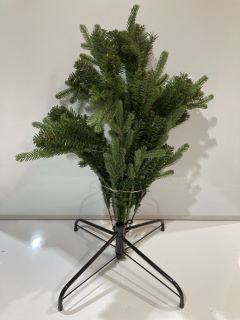 EVERLANDS EVERLASTING CHRISTMAS TREES GREEN WITH SAND SIZE 1.8 6FT 93 CM 3.1FT