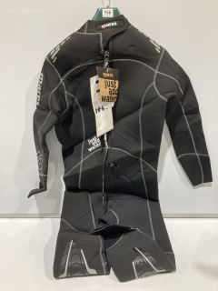 MARES WETSUIT EVOLUTION 5MM MAN DIVES SIZE 4 RRP £349