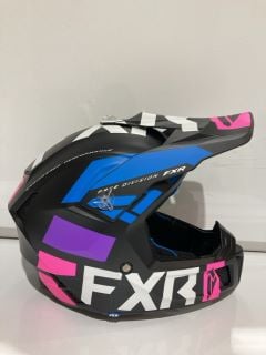 CLUTCH EVO LE HELMET SIZE M RRP £150