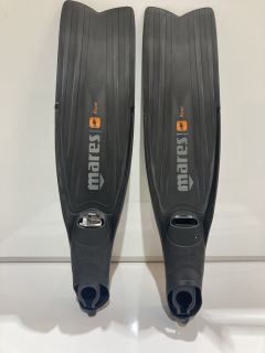 FINS CONRIDE 45/46 RRP £120