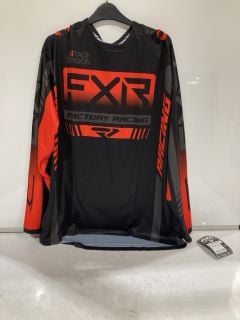 QTY OF ITEMS TO INCLUDE FXR CLUTCH PRO MX JERSEY BLACK/WHITE SIZE XL TOTAL RRP £150.00