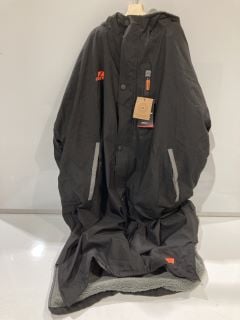 ZONE3 HEAT - TEACH CHANGING ROBE BLACK/ORANGE SIZE XS 150.00