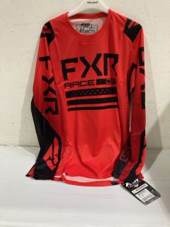 BOX OF ASSORTED ITEMS TO INC CLUTCH PRO MX JERSEY RRP£150