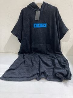 QTY OF FCS TOWEL PONCHO BLACK RRP £120