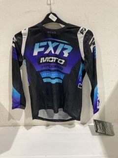 BOX OF ASSORTED ITEMS TO INC YTH CLUTCH PRO MX JERSEY SIZE XL RRP£150