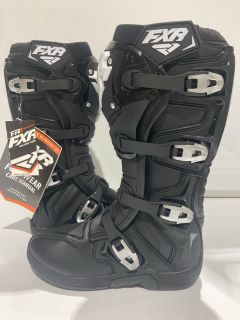 FACTORY RIDE BOOT BLACK/HI-VIS SIZE 42 RRP£ 312