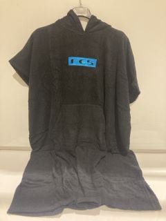 FCS TOWEL PONCHO BLACK RRP £140