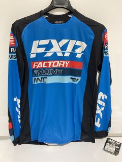 QTY OF ITEMS TO INCLUDE FXR CLUTCH PRO MX JERSEY BLACK/WHITE SIZE XL TOTAL RRP £150.00