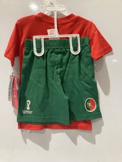 QTY OF CLOTHES INCLUDING FIFA WORLD CUP PORTUGAL OUTFIT 4