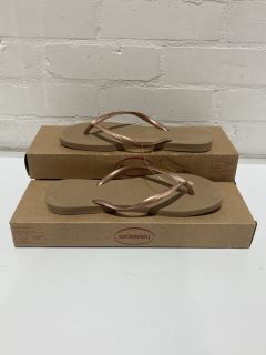 QTY OF FLIP FLOPS INCLUDING HAVAIANAS SLIM ROSE GOLD