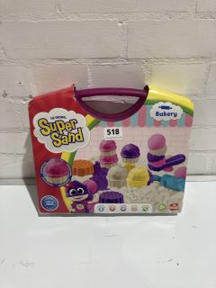 QTY OF TOYS INCLUDING THE ORIGINAL SUPER SAND 3+