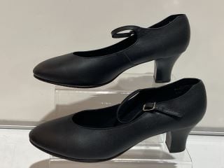 CAPEZIO 2" STUDENT FOOTLIGHT SHOES BLACK SIZE 10.5 WOMEN