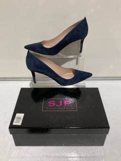 SJP FAWN SU70 COLOUR NAVY SUEDE SIZE 40 TOTAL RRP £255