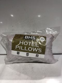 QTY OF BHS LUXURY HOTEL PILLOW PAIRS