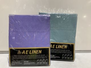 BOX OF ASSORTED ITEMS TO INCLUDE AE LINEN LUXURY POLYCOTTON PLAIN DYED BEDLINEN