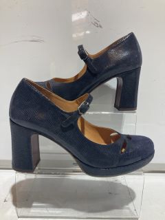 CHIE MIHARA DAZUE MF COLOUR NAVY BLNV SIZE 40 TOTAL RRP £335