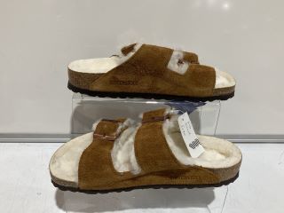 BIRKENSTOCK ARIZONA SHEARLING COLOUR MINK SIZE 4.5 TOTAL RRP £130