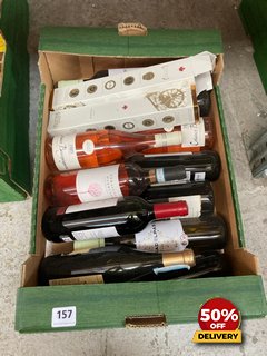 12 X BOTTLES OF ASSORTED WINES TO INCLUDE SOLIERA TEMPRANILLO LA MANCHA 75CL 12% VOL (WE OPERATE A CHALLENGE 25 POLICY. 18+ ID MAY BE REQUIRED UPON COLLECTION/DELIVERY, E.G. A VALID PASSPORT OR PHOTO