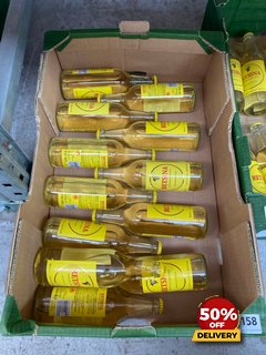 12 X BOTTLES OF RETSINA TRADITIONAL GREEK DRY WHITE WINE 50CL 11,5% VOL (WE OPERATE A CHALLENGE 25 POLICY. 18+ ID MAY BE REQUIRED UPON COLLECTION/DELIVERY, E.G. A VALID PASSPORT OR PHOTO DRIVING LICE