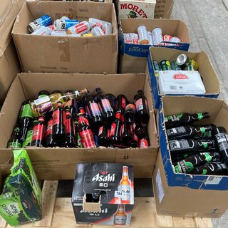 (COLLECTION ONLY) PALLET OF ASSORTED DRINKS TO INCLUDE CRABBIE'S ORIGINAL ALCOHOLIC GINGER BEER 3.4% VOL 500ML ( B.B DATE 09.2025 ), WE OPERATE A CHALLENGE 25 POLICY. 18+ ID MAY BE