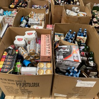 (COLLECTION ONLY) PALLET OF ASSORTED DRINKS TO INCLUDE HOBGOBLIN GOLD BEER 4.2% VOL 568 ML ( B.B DATE 30.6.2025 ), WE OPERATE A CHALLENGE 25 POLICY. 18+ ID MAY BE REQUIRED UPON COLL