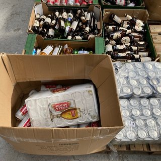 (COLLECTION ONLY) PALLET OF ASSORTED DRINKS TO INCLUDE STELLA ARTOIS PREMIUM LAGER 4.6% VOL 440ML ( 07.25 ), WE OPERATE A CHALLENGE 25 POLICY. 18+ ID MAY BE REQUIRED UPON COLLECTION