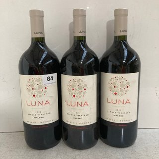 3 X BOTTLES OF LUNA SINGLE VINEYARD RED WINE 2022 1.5L 13.5% VOL (WE OPERATE A CHALLENGE 25 POLICY. 18+ ID MAY BE REQUIRED UPON COLLECTION/DELIVERY, E.G. A VALID PASSPORT OR PHOTO DRIVING LICENCE): L