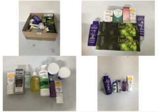 BOX OF BEAUTY PRODUCTS INC.NEUTROGENA REFRESHINGLY VLEAR MOISTURISER