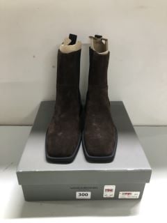 VAGABOND BLANCA ESPRESSO BOOTS - SIZE: 4 (681461)