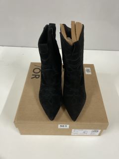 JOHN LEWIS OCTAVIO BLACK BOOT - SIZE : 5 (675645)